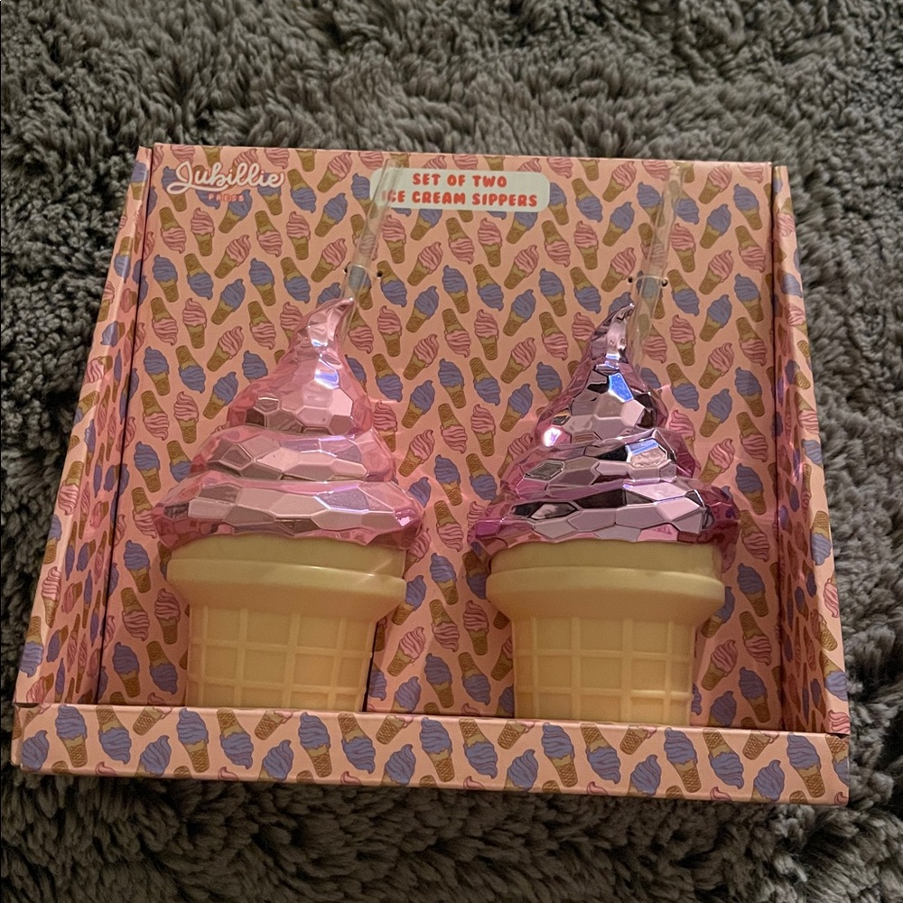 Set of 2 Pink Ice Cream Cone Sipper Cups with Straws